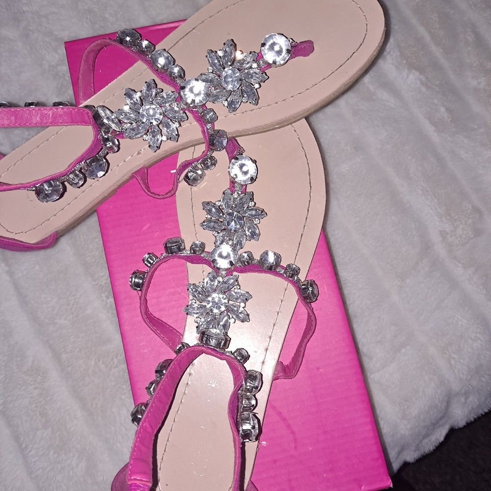 Pink sandals - Picture 2 of 2